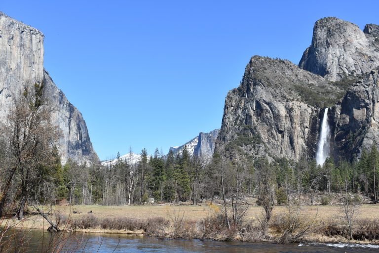 erst20d vm6dr1 vallée de Yosemite vue panoramique avec cascade et paysage naturel