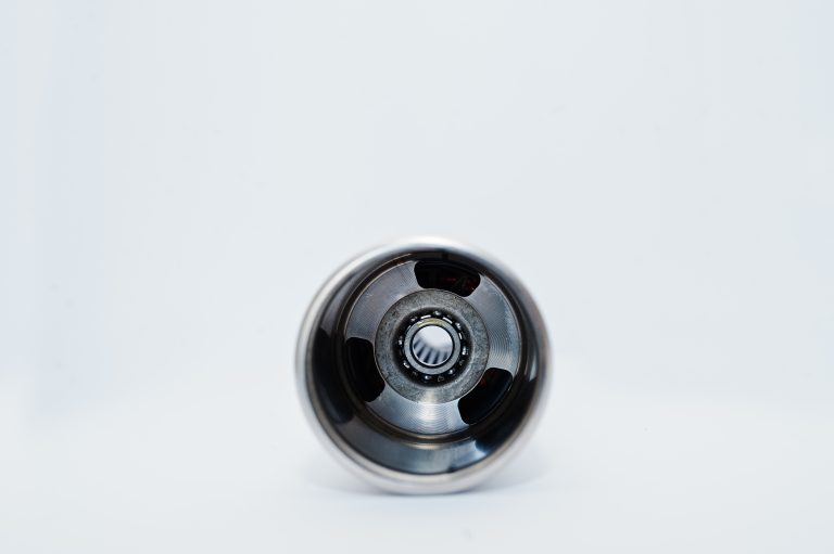 poolex nano turbo pièce de pompe à eau isolée sur fond blanc